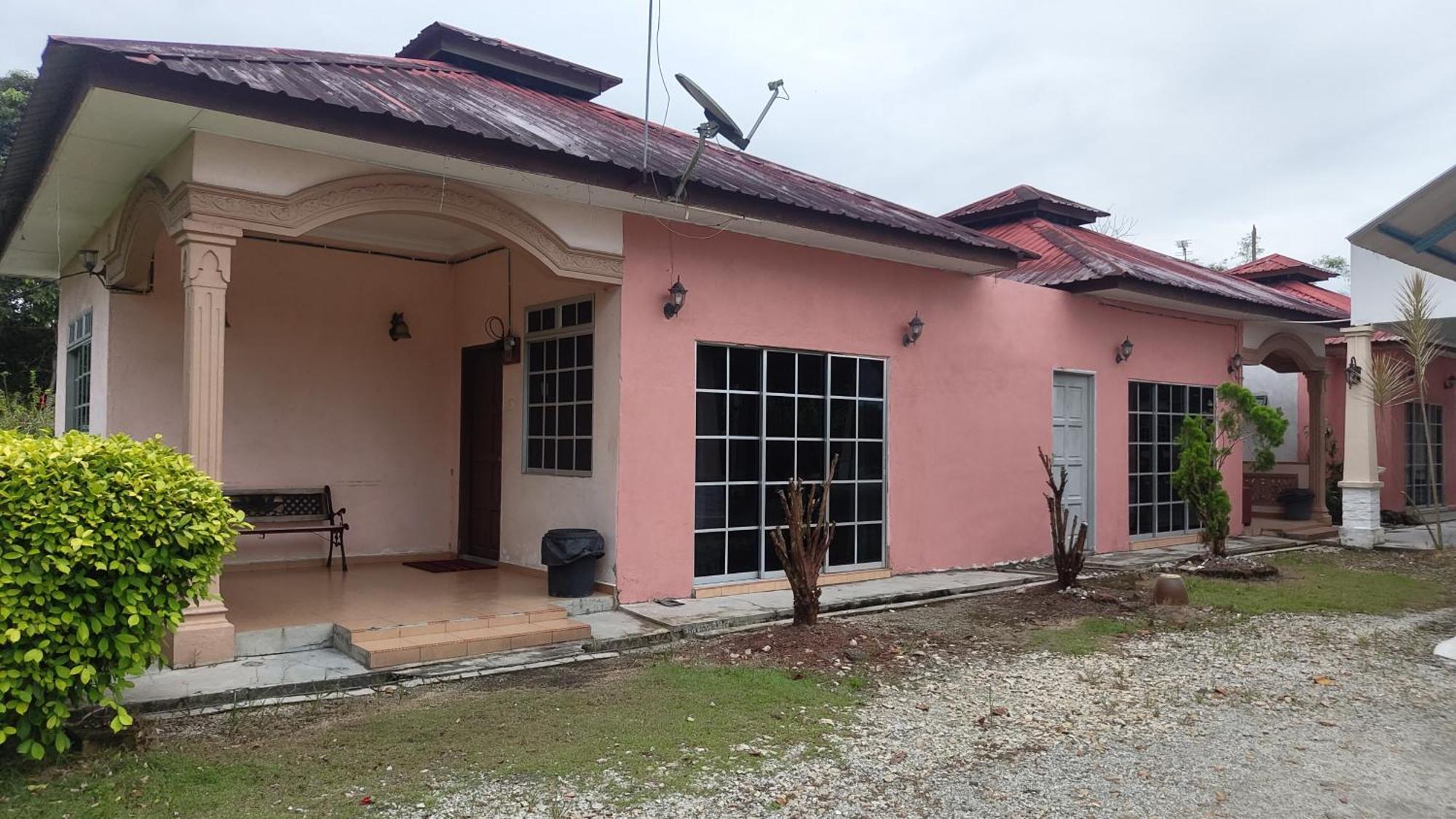 Sri Peserai Homestay Batu Pahat Exterior foto